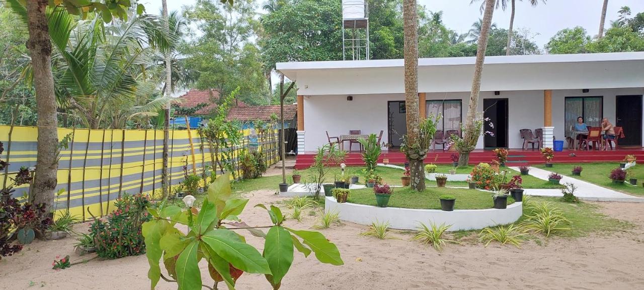 Marari Phoenix Beach Homestay มาราริคุลาม ภายนอก รูปภาพ