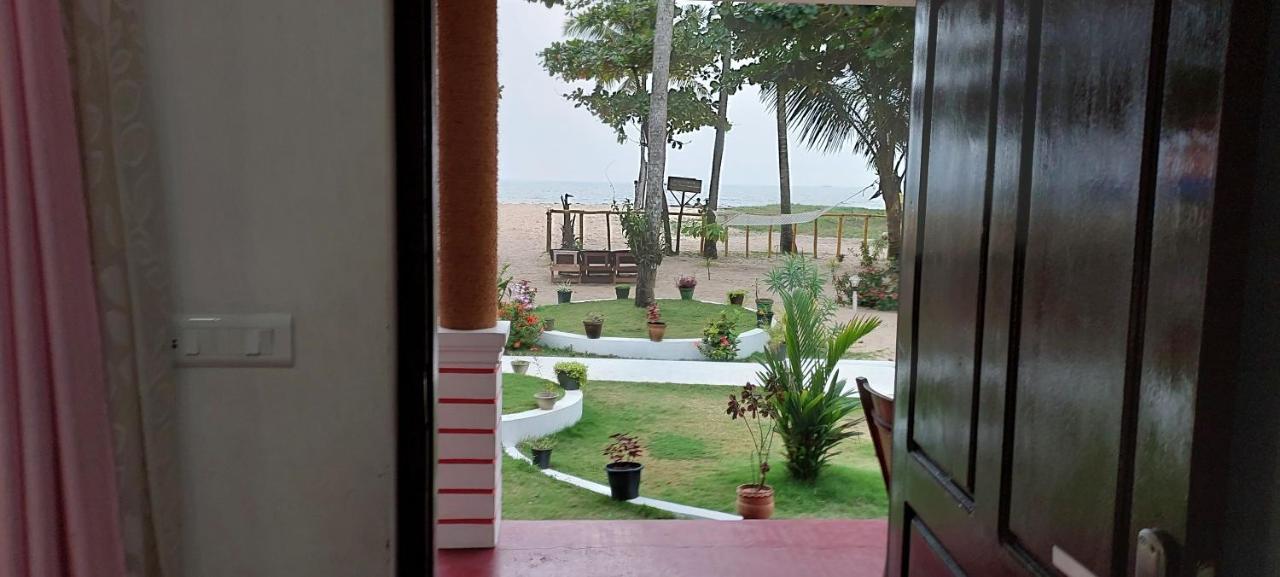 Marari Phoenix Beach Homestay มาราริคุลาม ภายนอก รูปภาพ