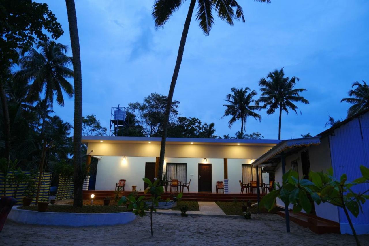 Marari Phoenix Beach Homestay มาราริคุลาม ภายนอก รูปภาพ
