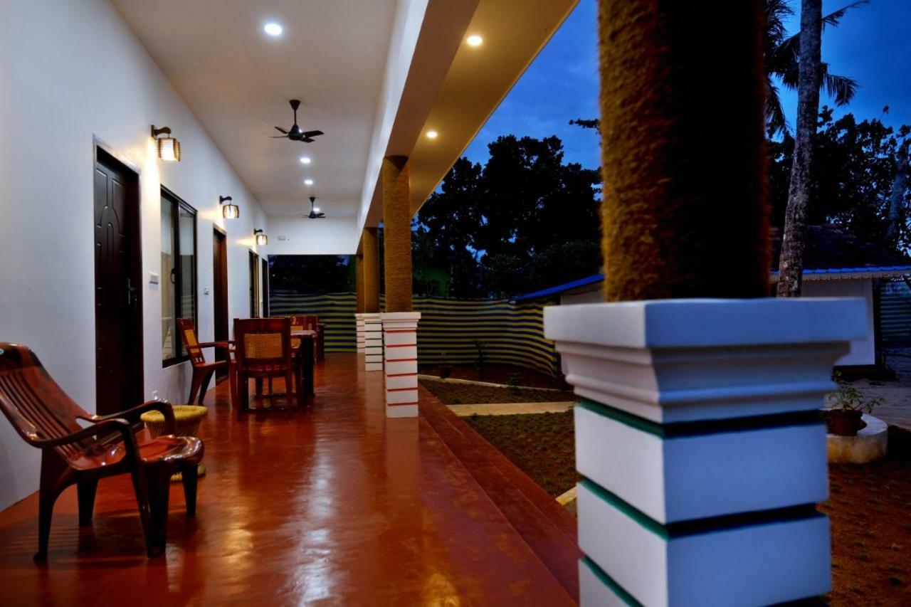 Marari Phoenix Beach Homestay มาราริคุลาม ภายนอก รูปภาพ