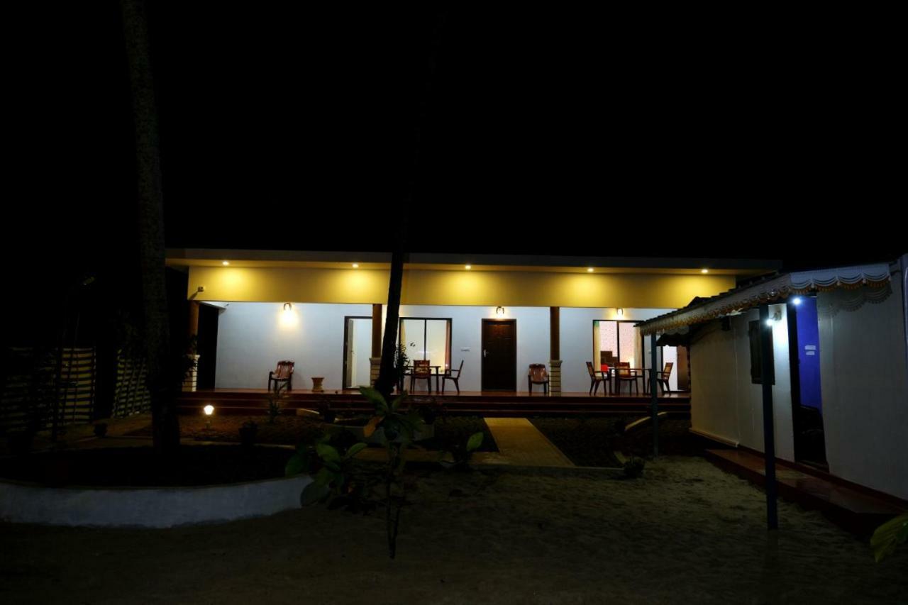 Marari Phoenix Beach Homestay มาราริคุลาม ภายนอก รูปภาพ